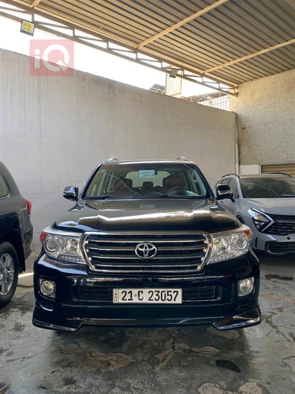 تۆیۆتا لاند کروزەر 2015  بۆ فرۆشتن لە عێراق -  بەغداد